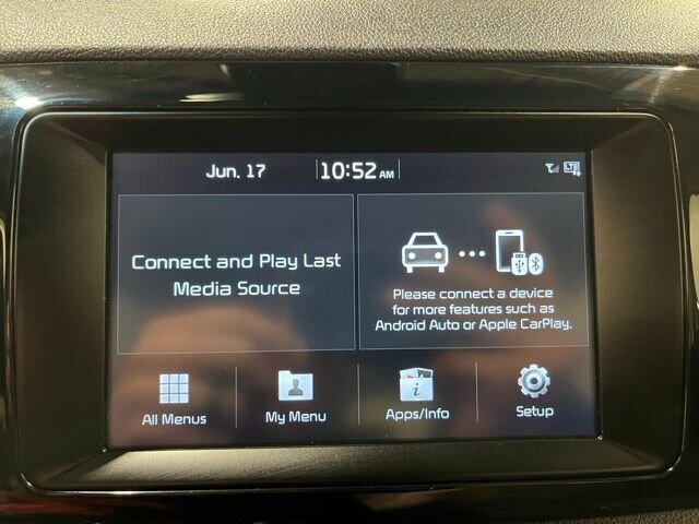 
								2018 Kia Niro Plug-In Hybrid LX w/ Apple Car Play full									