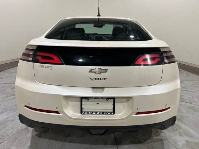 
								2014 Chevrolet Volt Base full									