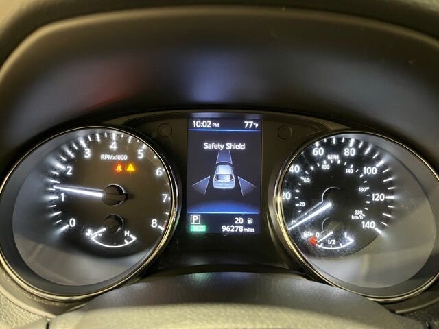 
								2018 Nissan Rogue SV w/ Apple Car Play full									