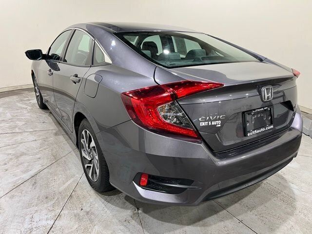
								2016 Honda Civic EX full									