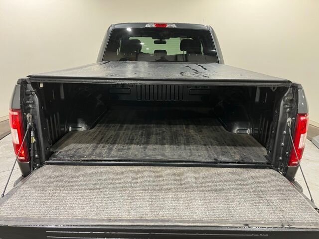 
								2019 Ford F-150 XLT full									