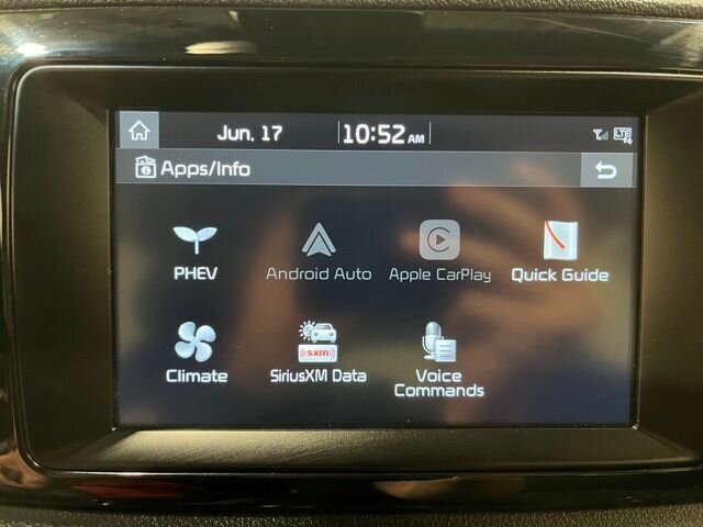 
								2018 Kia Niro Plug-In Hybrid LX w/ Apple Car Play full									