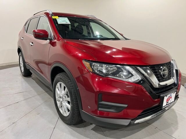 
								2018 Nissan Rogue SV w/ Apple Car Play full									