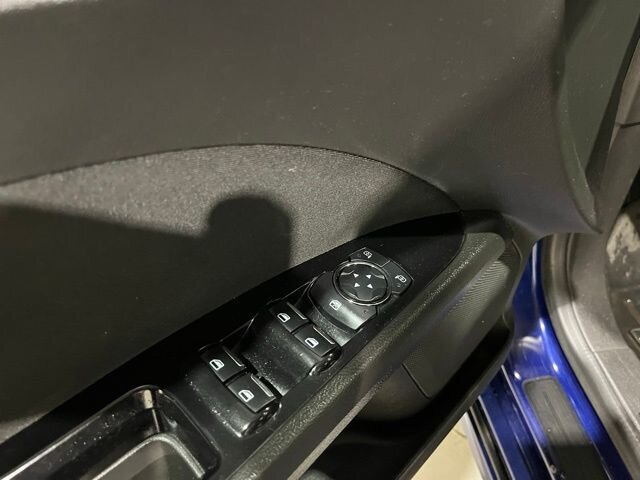 
								2014 Ford Fusion SE full									