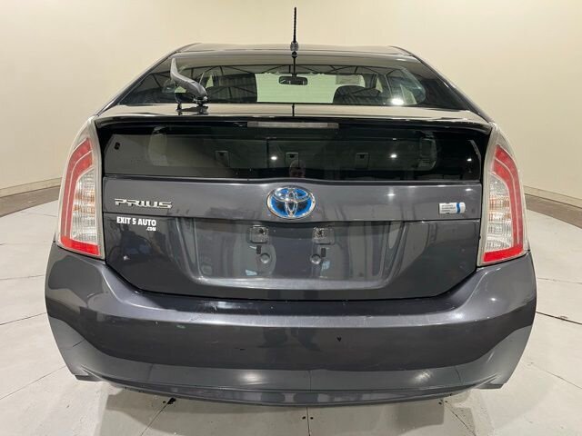 
								2012 Toyota Prius One full									