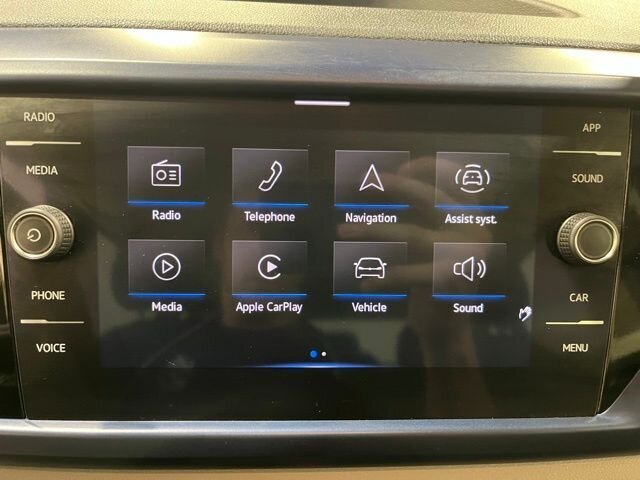 
								2022 Volkswagen Taos 1.5T SE w/Apple Car Play full									