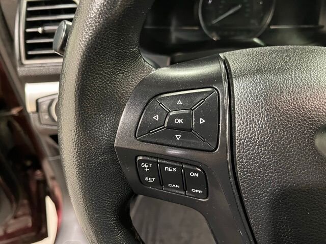 
								2018 Ford Explorer XLT w/ Apple Car Play and Navigation full									