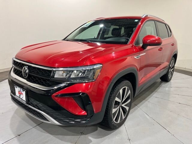 
								2022 Volkswagen Taos 1.5T SE w/Apple Car Play full									