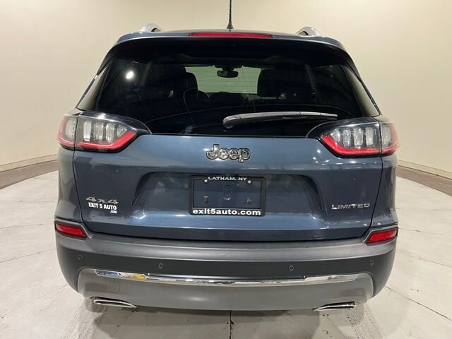 
								2019 Jeep Cherokee Limited w/ Apple Car Play and Navigation full									