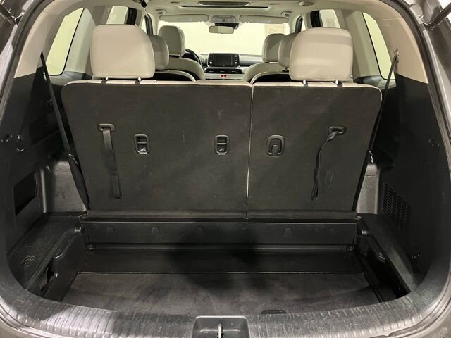 
								2020 Kia Telluride S full									