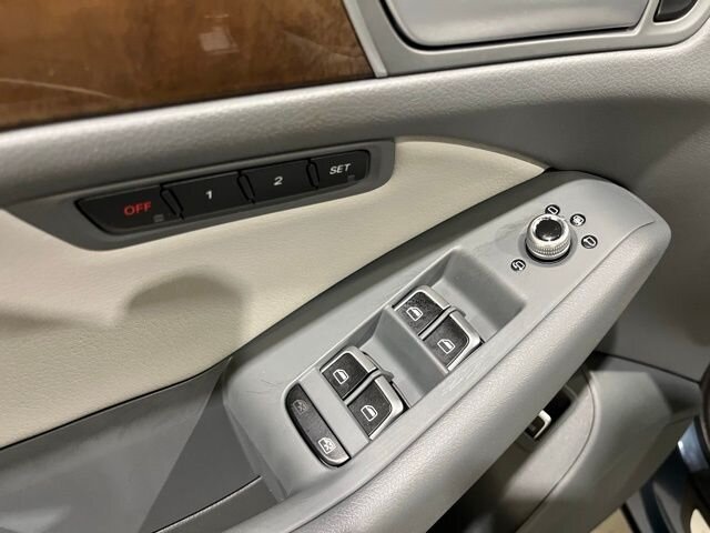 
								2017 Audi Q5 2.0T Premium Plus quattro full									