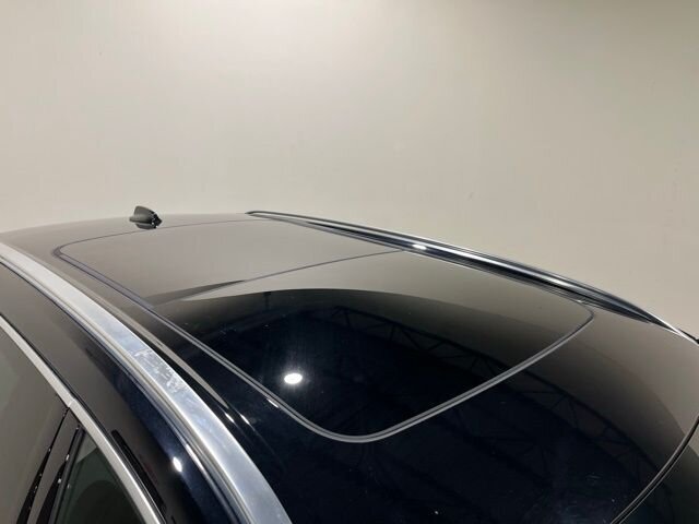 
								2018 Volvo XC60 T5 R-Design full									