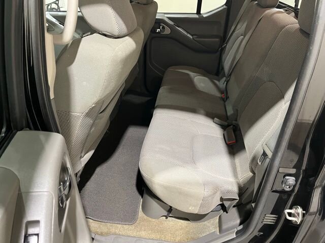 
								2017 Nissan Frontier SV full									