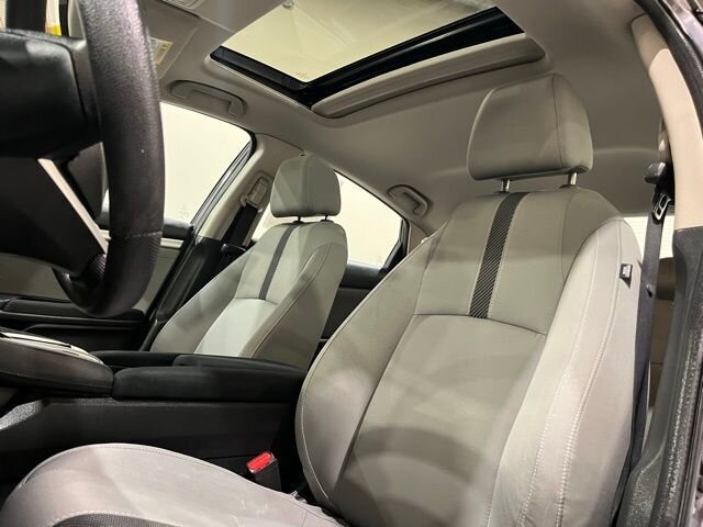 
								2016 Honda Civic EX full									