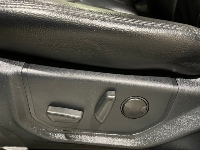 
								2020 Ford Expedition XLT w/ Navigation full									