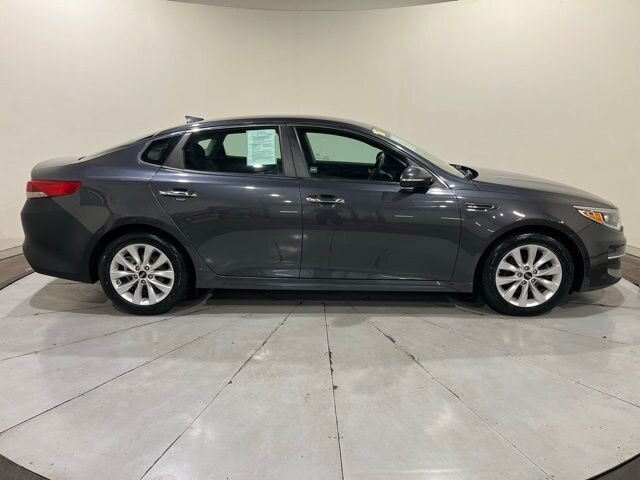 
								2017 Kia Optima LX full									