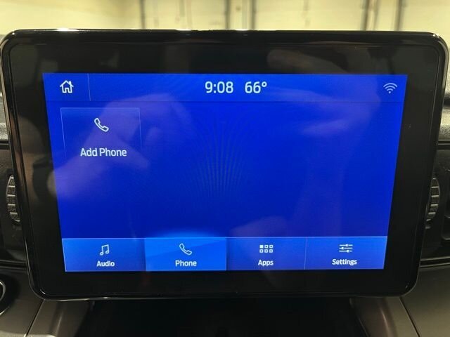 
								2021 Ford Explorer XLT full									