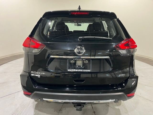 
								2017 Nissan Rogue S full									