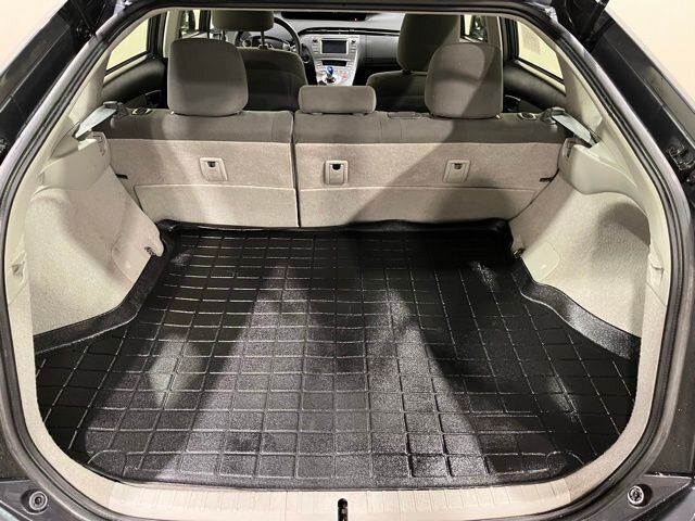 
								2012 Toyota Prius One full									