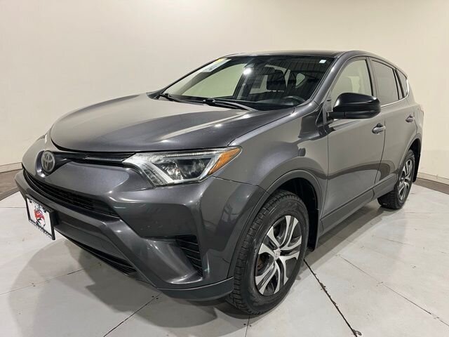 
								2018 Toyota RAV4 LE full									