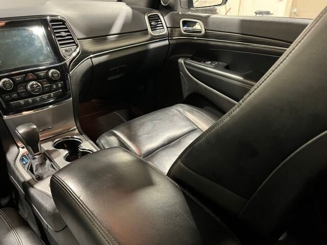 
								2019 Jeep Grand Cherokee Limited full									