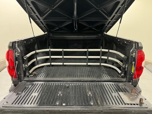 
								2014 Toyota Tundra SR5 full									