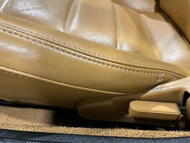 
								1993 Mazda MX-5 Miata Base full									