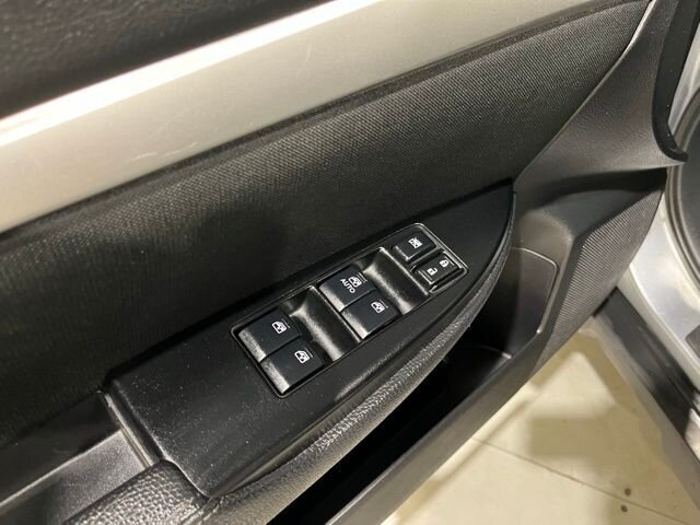 
								2014 Subaru Outback 2.5i Premium full									