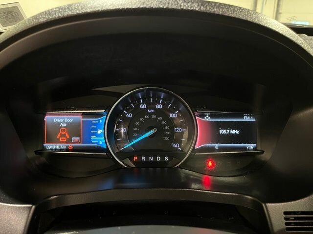 
								2018 Ford Explorer XLT w/ Apple Car Play and Navigation full									