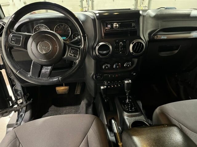 
								2017 Jeep Wrangler Unlimited Sport full									