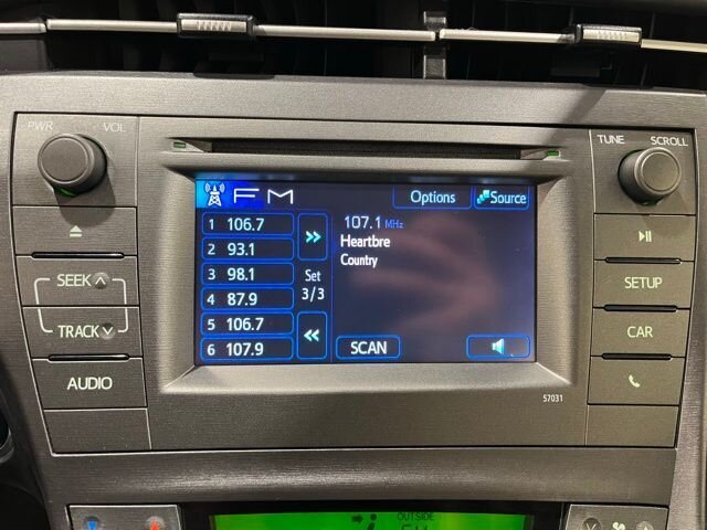 
								2012 Toyota Prius One full									