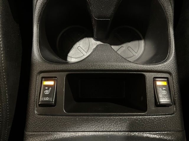 
								2020 Nissan Rogue Sport SV full									