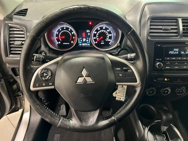 
								2015 Mitsubishi Outlander Sport ES full									