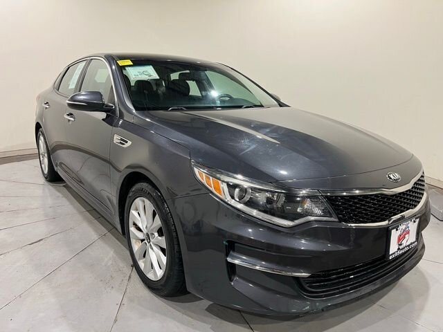 
								2017 Kia Optima LX full									