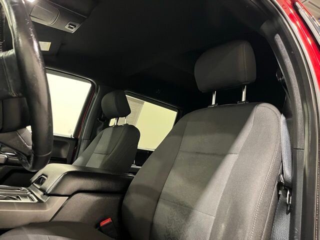 
								2019 Ford F-150 XLT full									