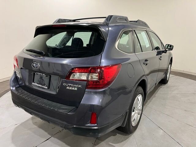 
								2015 Subaru Outback 2.5i full									