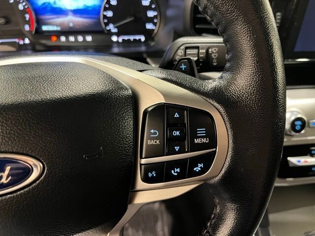 
								2021 Ford Explorer XLT full									