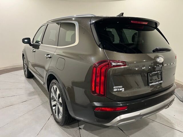 
								2020 Kia Telluride S full									
