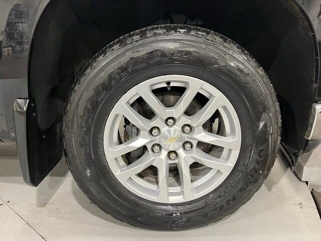 
								2020 Chevrolet Silverado 1500 LT full									