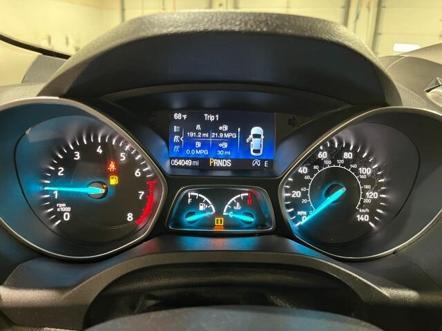 
								2017 Ford Escape Titanium w/ Navigation full									