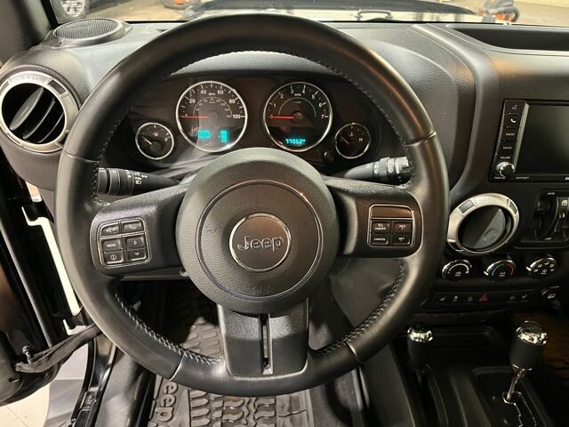 
								2018 Jeep Wrangler JK Unlimited Unlimited Sahara full									