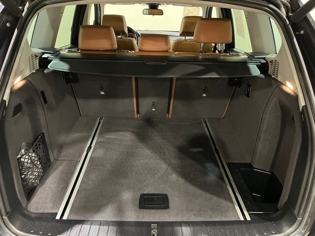 
								2017 BMW X3 xDrive28i w/Navigation full									