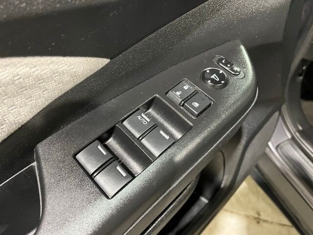 
								2015 Honda CR-V EX full									