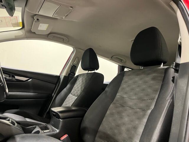 
								2020 Nissan Rogue Sport SV full									