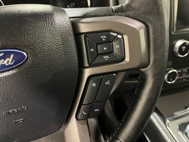 
								2020 Ford Expedition XLT w/ Navigation full									