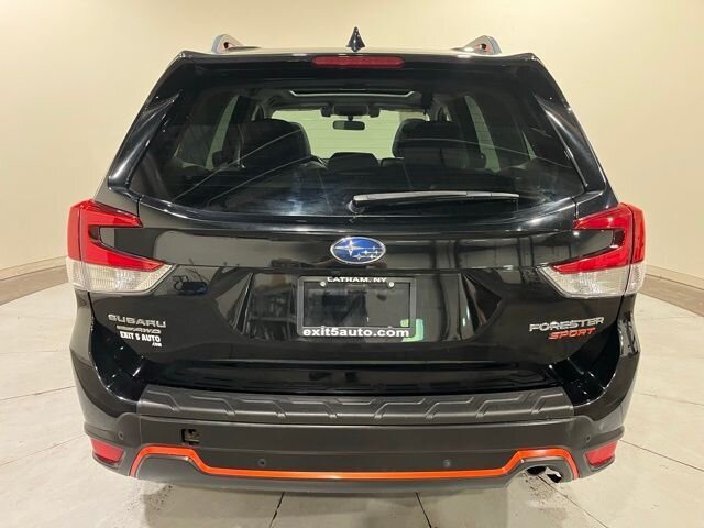 
								2020 Subaru Forester Sport w/ Apple Car Play full									