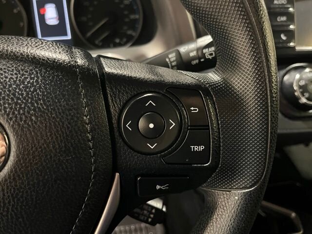 
								2018 Toyota RAV4 LE full									