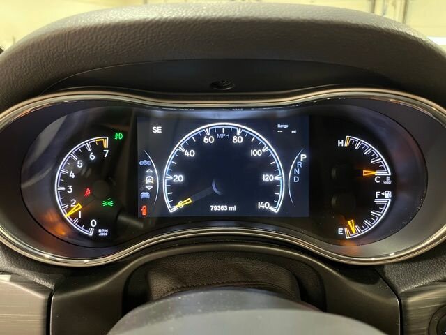 
								2021 Jeep Grand Cherokee Limited w/ Apple Car Play and Navigation full									