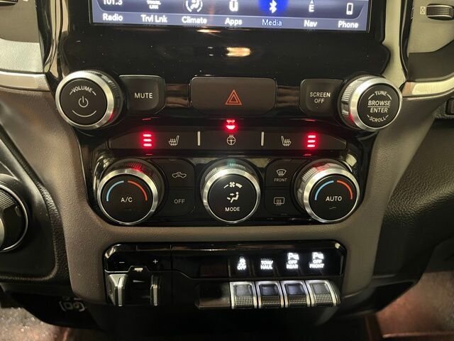 
								2019 RAM 1500 Big Horn/Lone Star w/ Navigation full									