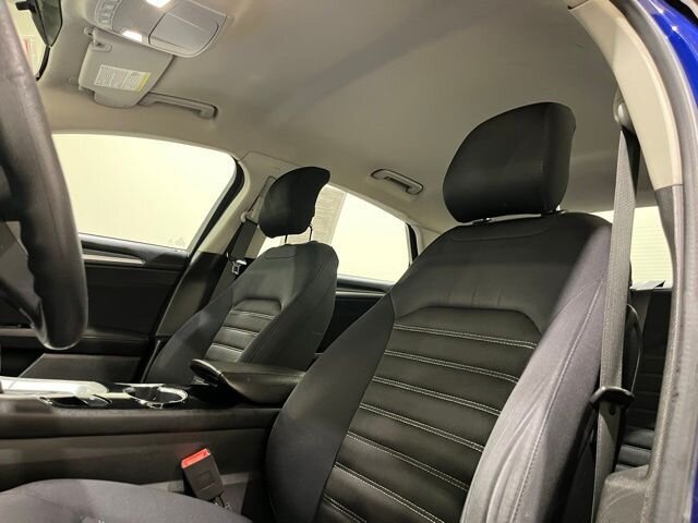 
								2014 Ford Fusion SE full									